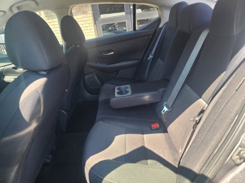 Used 2021 Nissan Sentra SV image 10