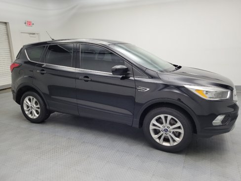 Used 2019 Ford Escape SE image 11