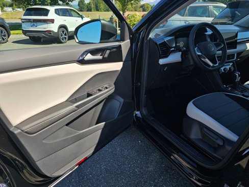 New 2025 Volkswagen Taos S image 29