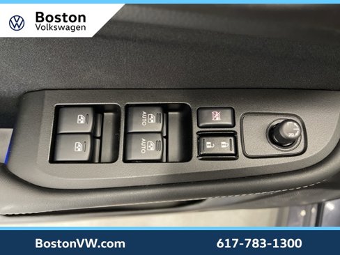 Used 2017 Subaru Legacy 2.5i Premium w/ Moonroof Package image 22
