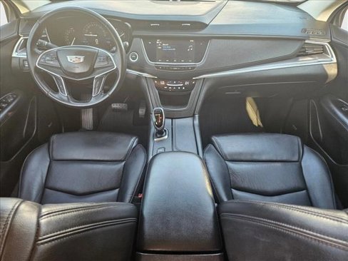 Used 2018 Cadillac XT5 Luxury image 20