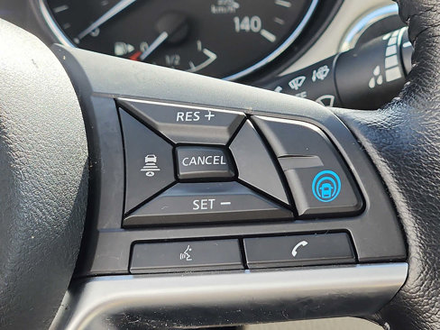 Used 2021 Nissan Rogue Sport SL w/ Premium Package image 22