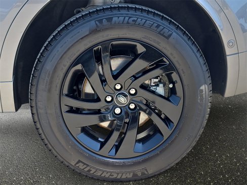 Used 2024 Land Rover Discovery Sport S image 34