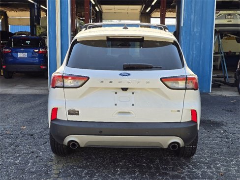 Used 2020 Ford Escape SEL image 5