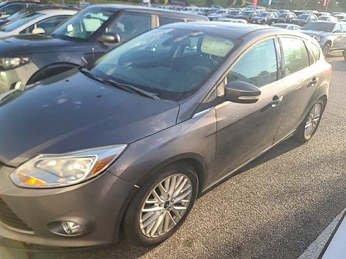Used 2012 Ford Focus SEL image 2