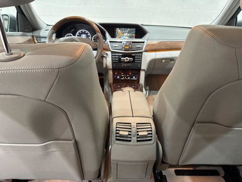 Used 2012 Mercedes-Benz E 350 Sedan image 58
