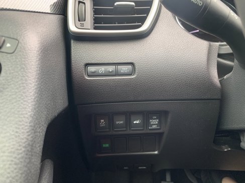 Used 2016 Nissan Rogue SL image 20