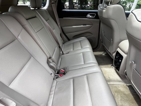 Used 2018 Jeep Grand Cherokee Overland w/ Trailer Tow Group IV image 42