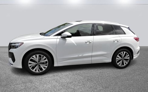 Certified 2023 Audi Q4 e-tron Premium Plus w/ Premium Plus image 3
