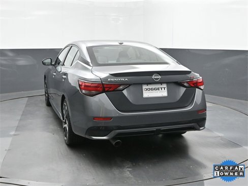 Used 2025 Nissan Sentra SR w/ SR Premium Package image 8