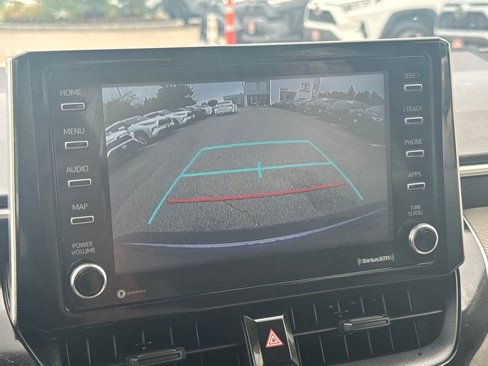 Used 2021 Toyota Corolla LE image 21