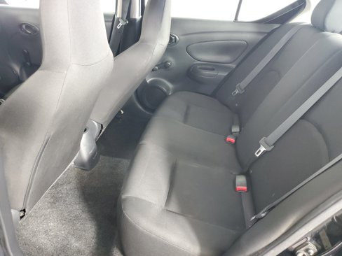 Used 2016 Nissan Versa S image 11