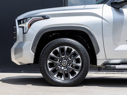 Used 2023 Toyota Tundra Limited image 11