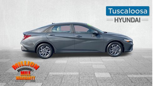 Used 2024 Hyundai Elantra SEL image 10