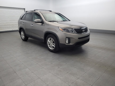 Used 2015 Kia Sorento LX image 13