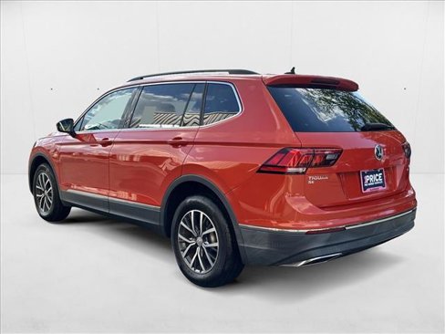 Used 2018 Volkswagen Tiguan SE w/ Panoramic Sunroof Package image 7
