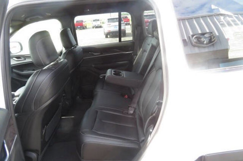 New 2025 Jeep Grand Cherokee Limited image 12