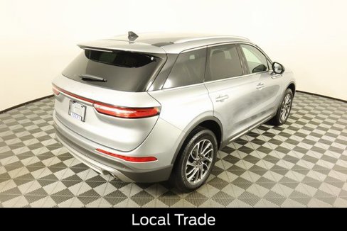 Used 2022 Lincoln Corsair AWD w/ Equipment Group 101A image 3