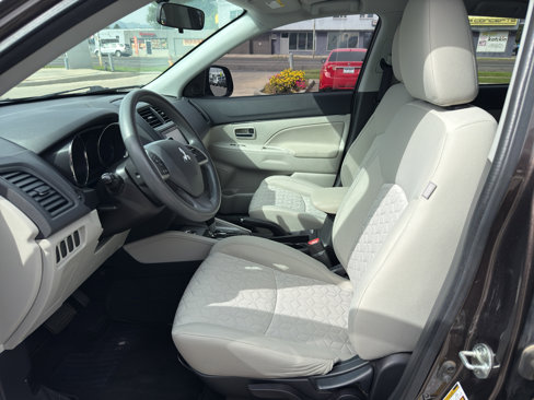 Used 2020 Mitsubishi Outlander Sport ES image 11