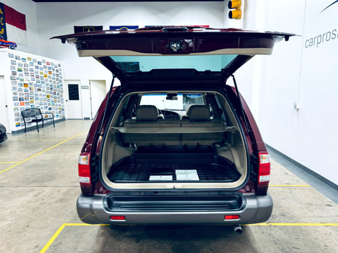 Used 2001 Nissan Pathfinder SE image 26