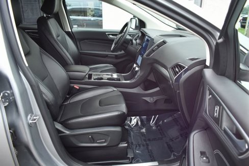 Used 2022 Ford Edge Titanium w/ Equipment Group 301A image 47