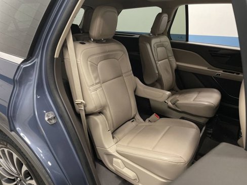 Used 2021 Lincoln Aviator Reserve image 35