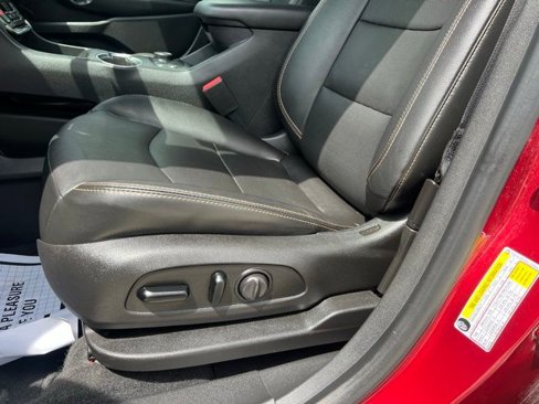 Used 2019 GMC Terrain SLT w/ Preferred Package image 17