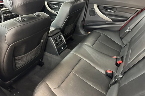 Used 2017 BMW 320i Sedan image 25
