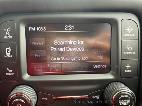 Used 2017 Jeep Compass Latitude w/ Cold Weather Group image 33