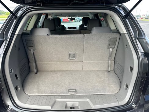 Used 2015 Chevrolet Traverse LS image 19