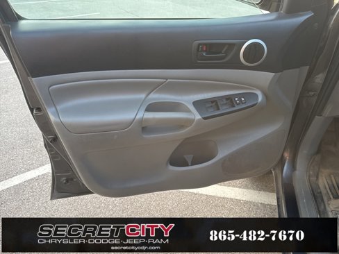 Used 2015 Toyota Tacoma 4x4 Double Cab image 21