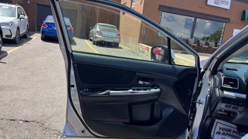 Used 2017 Subaru Crosstrek 2.0i Premium image 10