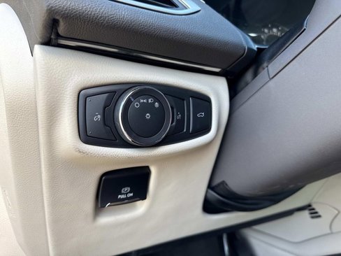 Used 2018 Lincoln MKZ Reserve image 31