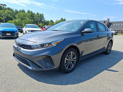 Used 2024 Kia Forte LXS image 5