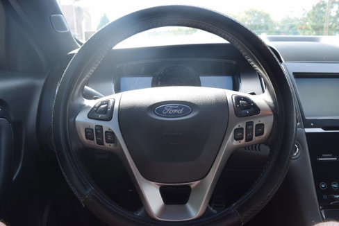Used 2014 Ford Taurus SHO w/ Equipment Group 401A image 15