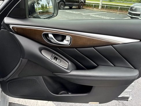 Used 2018 INFINITI Q50 Luxe image 13