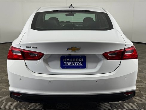 Used 2023 Chevrolet Malibu LS w/ Driver Confidence Package image 11