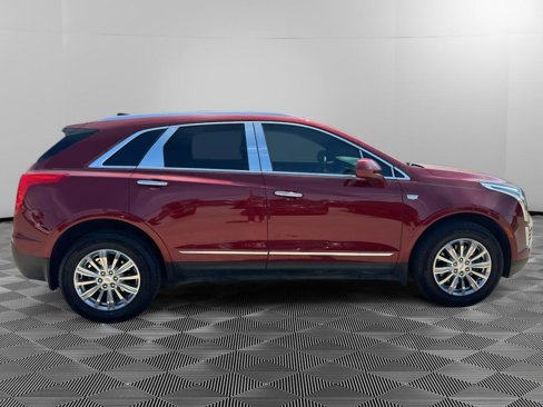 Used 2018 Cadillac XT5 Luxury w/ Driver Awareness Package image 2