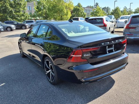 Used 2025 Volvo S60 B5 Plus image 7