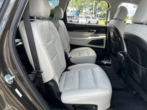 Used 2020 Kia Telluride SX w/ SX Prestige Package image 36