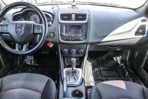 Used 2013 Dodge Avenger SE image 15