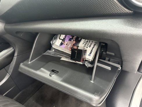 Used 2021 Nissan Kicks SV image 9