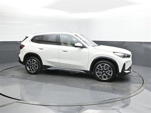 New 2025 BMW X1 xDrive28i w/ Convenience Package image 17