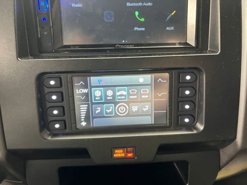 Used 2016 Ford F150 XLT w/ Trailer Tow Package image 15