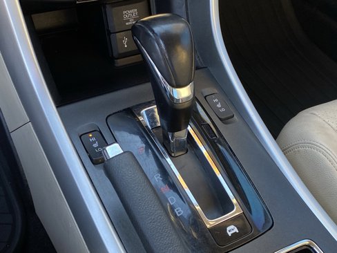 Used 2015 Honda Accord EX-L image 18