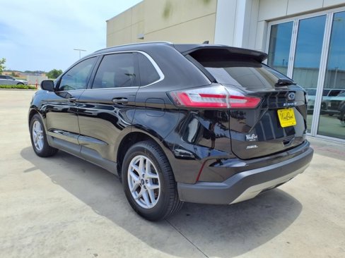 Used 2022 Ford Edge SEL w/ Convenience Package image 12
