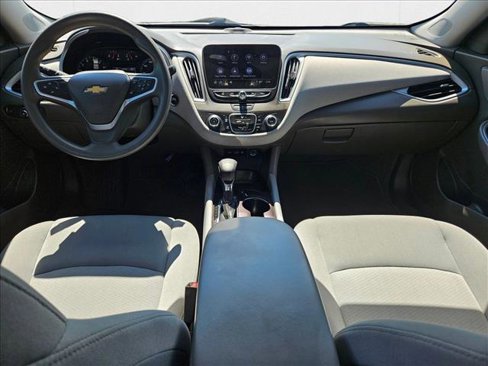 Used 2022 Chevrolet Malibu LS image 16
