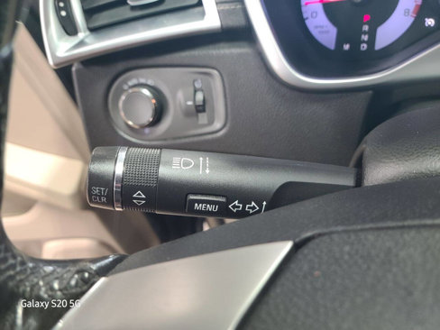Used 2012 Cadillac SRX Luxury image 34