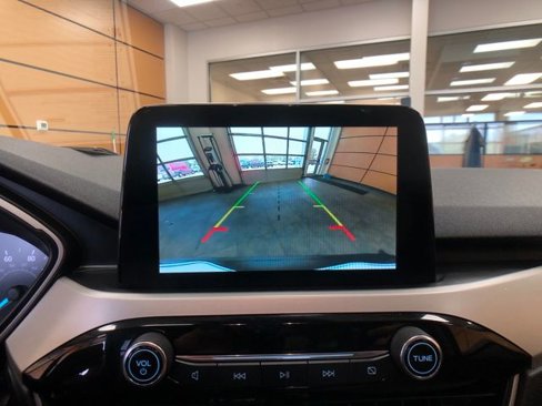 Certified 2020 Ford Escape SE image 16