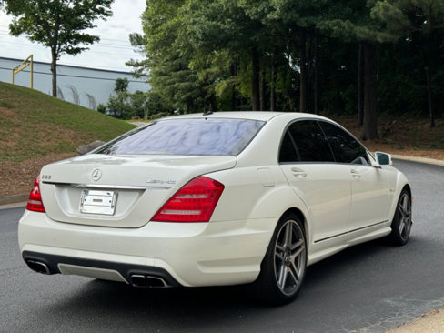 Used 2011 Mercedes-Benz S 63 AMG w/ Driver Assistance Pkg image 21
